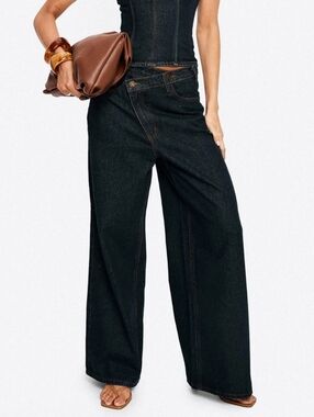 NWOT Lioness Blue Crush Low Rise Wide Leg Jeans Indigo S